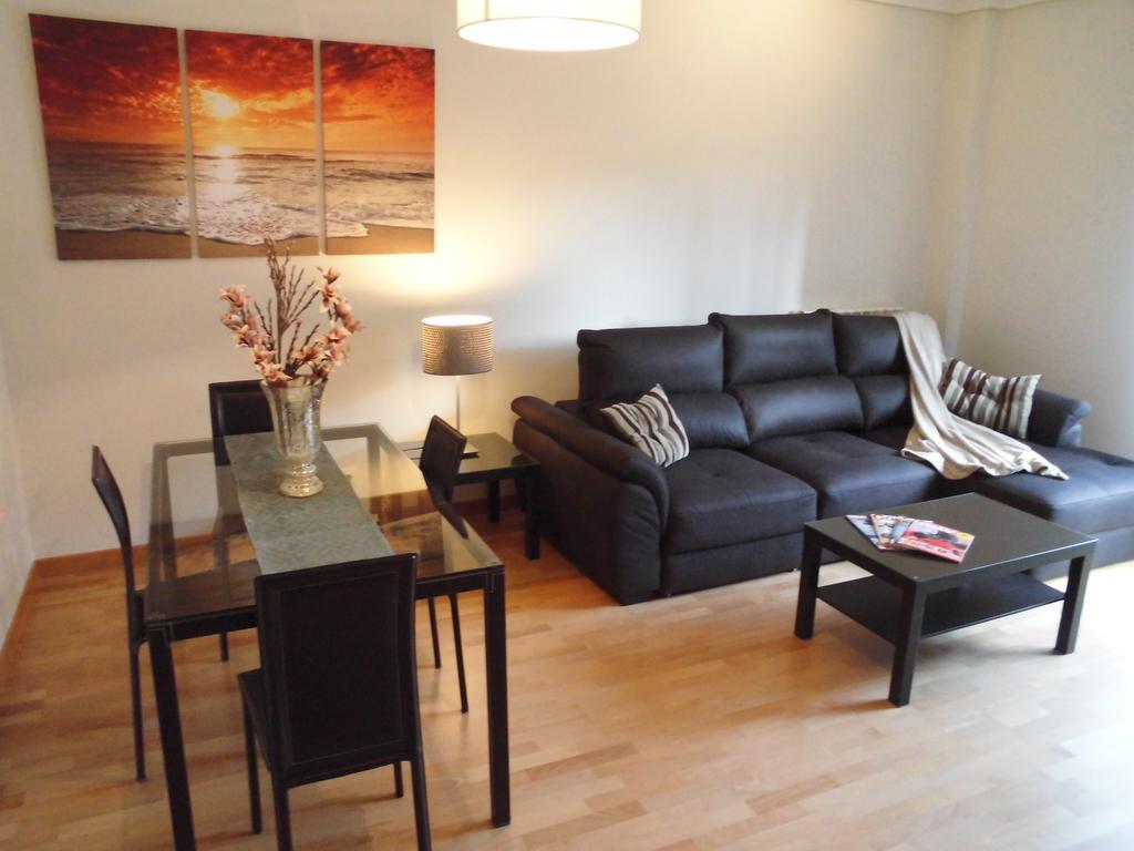 Апартаменти Apartamento Bellavista Lardero Екстер'єр фото